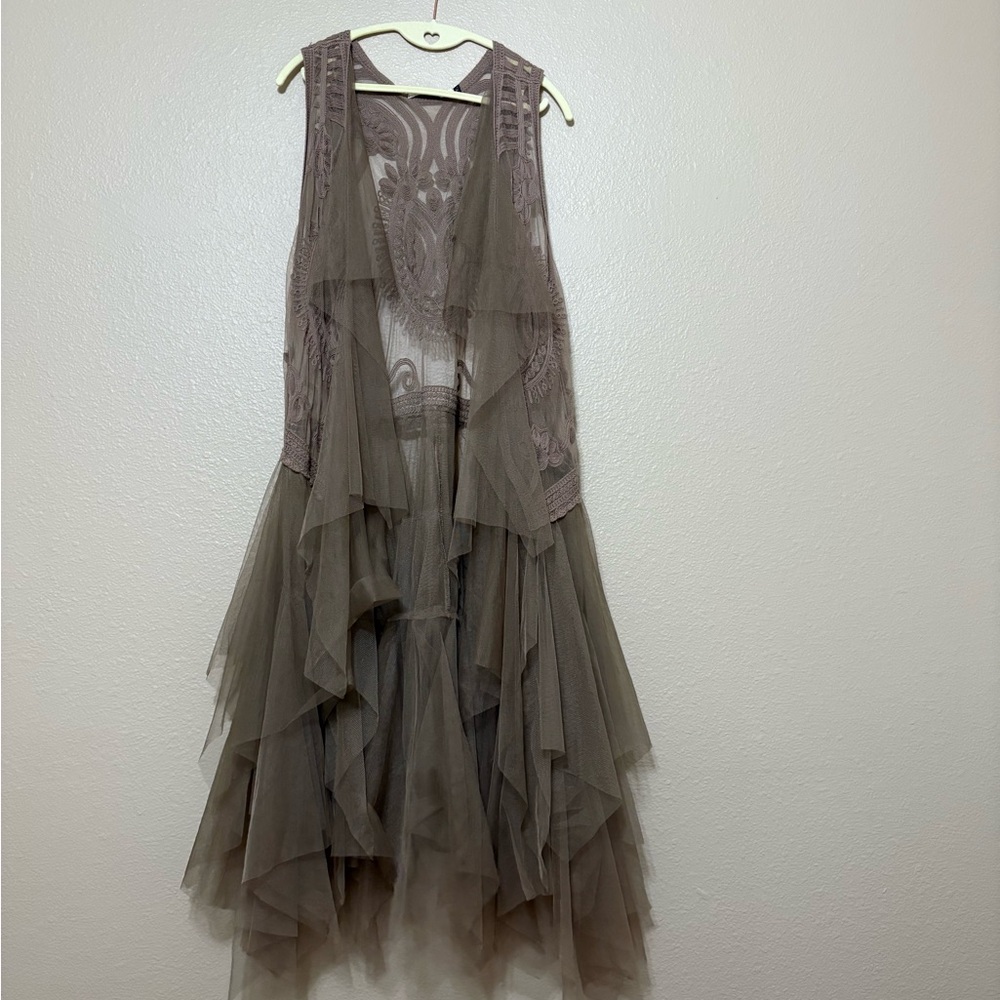 Elegant Layered cardigan in Taupe